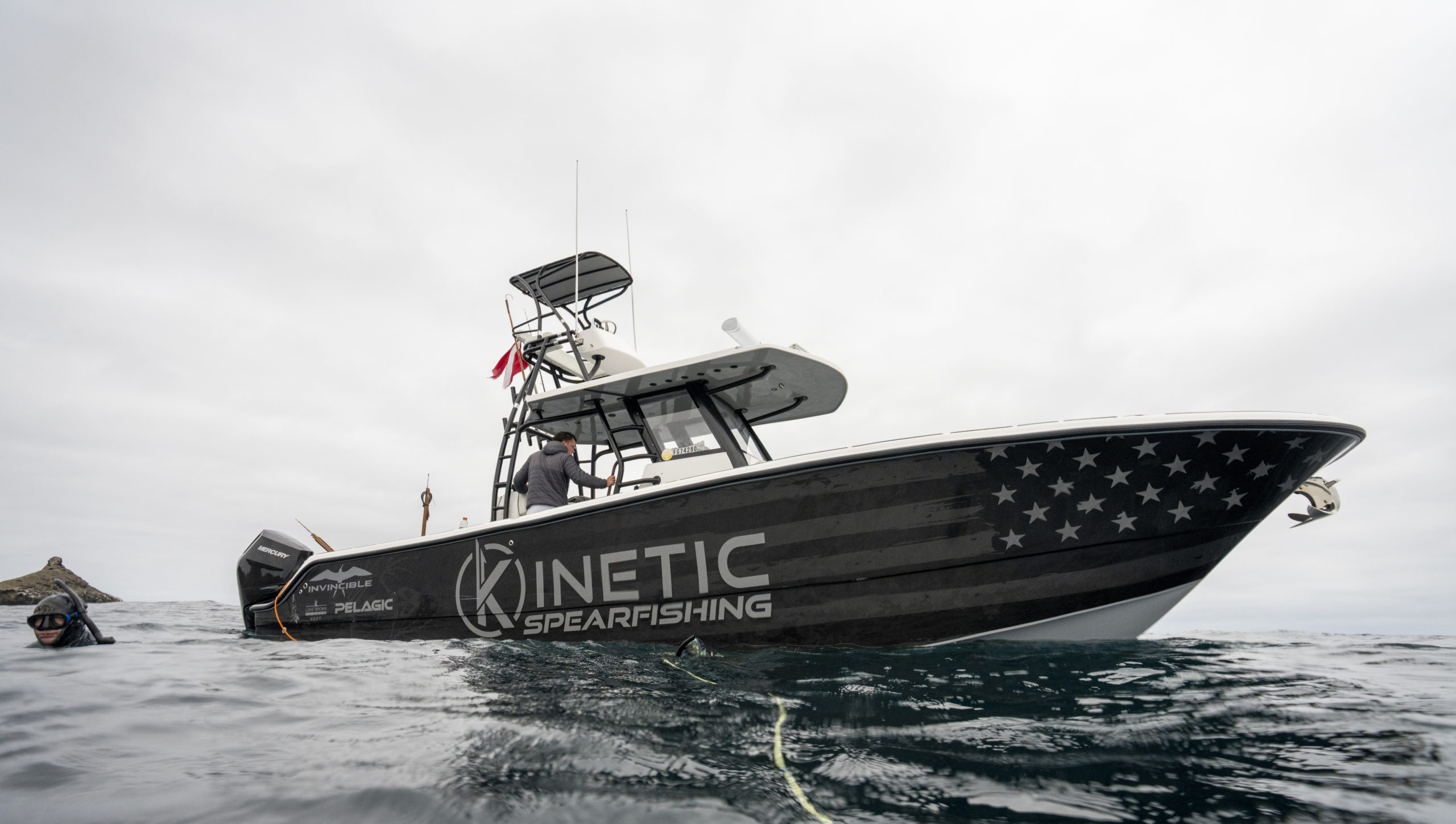 Kinetic 33' Catamaran 